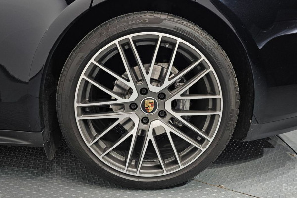 2021 Porsche Panamera с пробегом 32 932 км