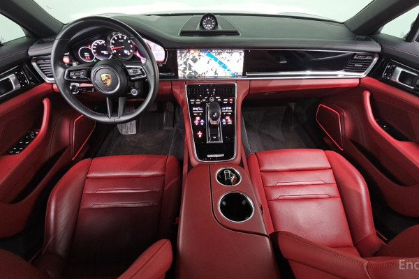2021 Porsche Panamera с пробегом 32 932 км