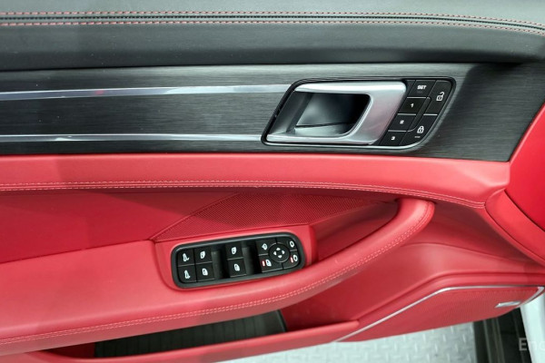 2023 Porsche Panamera с пробегом 79 126 км