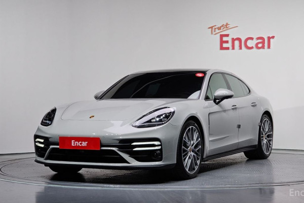 2023 Porsche Panamera с пробегом 19 783 км