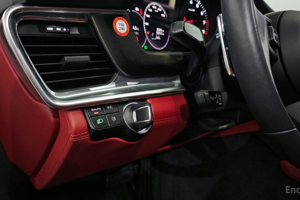 2022 Porsche Panamera с пробегом 35 094 км