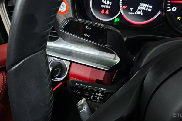 2022 Porsche Panamera с пробегом 35 094 км