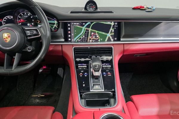 2023 Porsche Panamera с пробегом 79 126 км