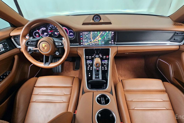 2023 Porsche Panamera с пробегом 19 783 км
