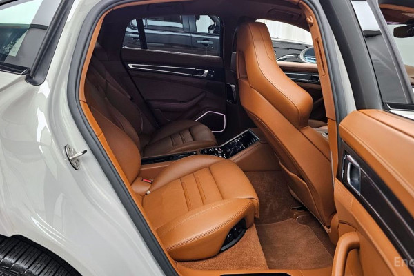 2023 Porsche Panamera с пробегом 19 783 км