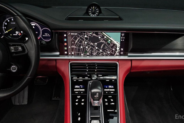 2023 Porsche Panamera с пробегом 43 804 км