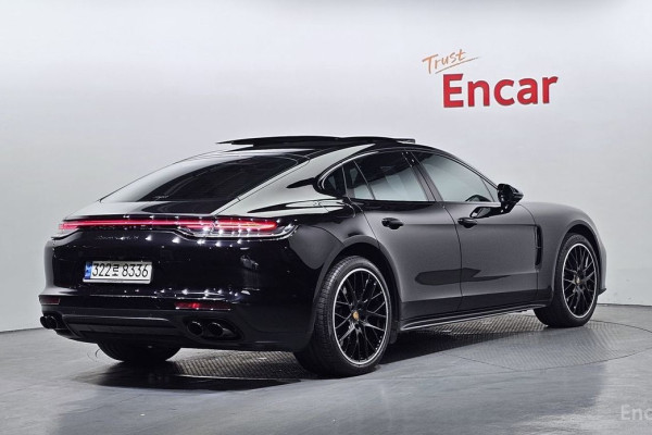 2022 Porsche Panamera с пробегом 74 638 км