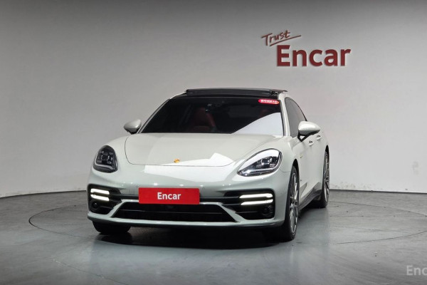 2023 Porsche Panamera с пробегом 31 738 км