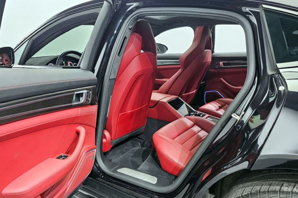 2022 Porsche Panamera с пробегом 74 638 км