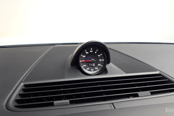 2023 Porsche Panamera с пробегом 46 812 км