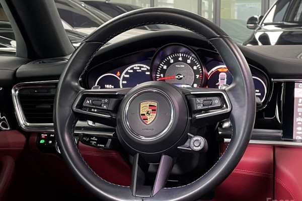 2021 Porsche Panamera с пробегом 41 296 км