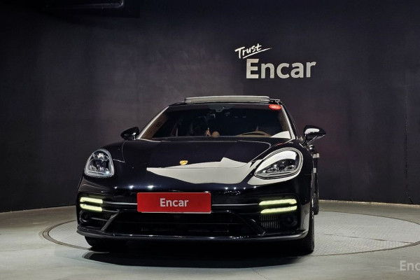 2022 Porsche Panamera с пробегом 34 701 км