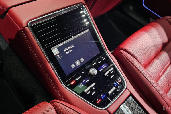 2022 Porsche Panamera с пробегом 74 638 км