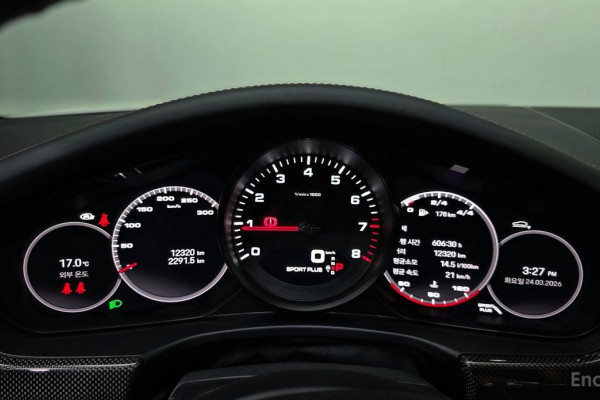 2022 Porsche Panamera с пробегом 12 320 км