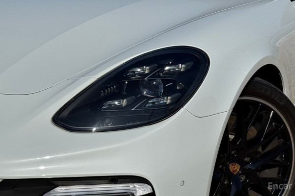 2022 Porsche Panamera с пробегом 36 200 км