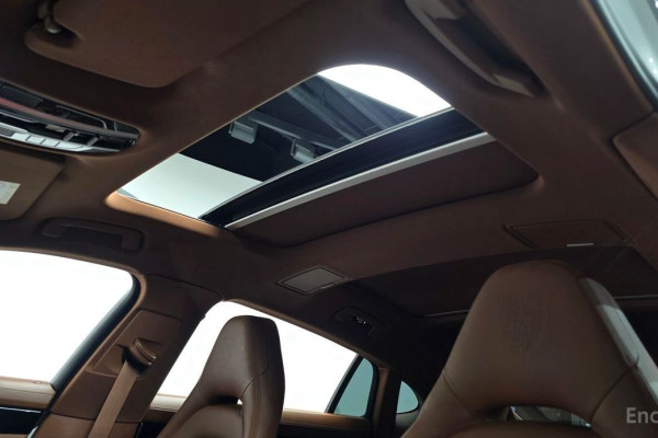 2021 Porsche Panamera с пробегом 46 467 км