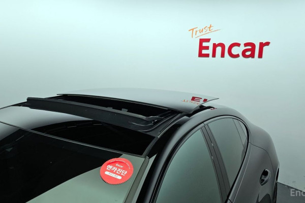 2022 Porsche Panamera с пробегом 74 638 км