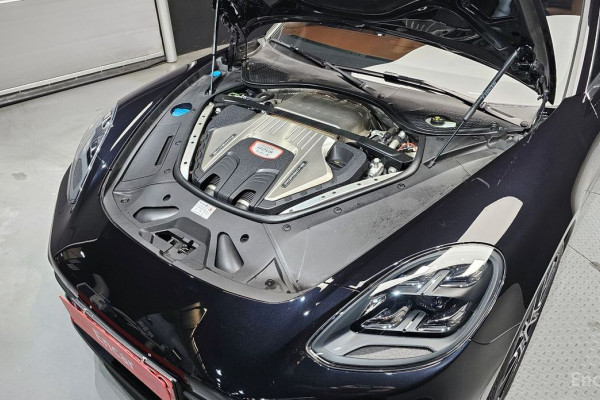 2022 Porsche Panamera с пробегом 34 701 км