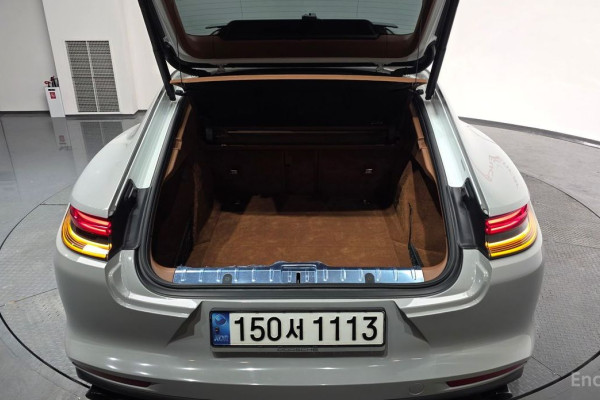 2021 Porsche Panamera с пробегом 46 467 км