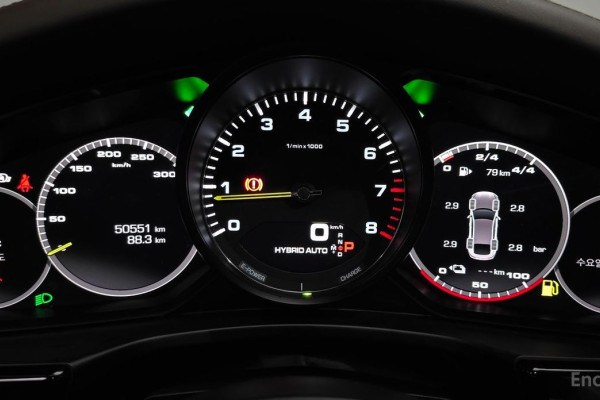 2021 Porsche Panamera с пробегом 50 551 км