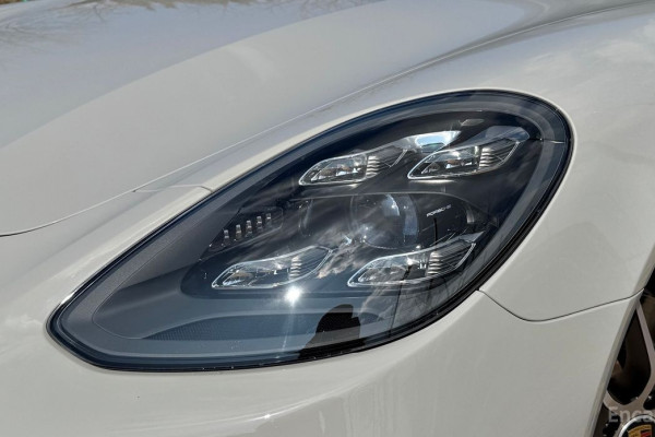 2021 Porsche Panamera с пробегом 21 950 км