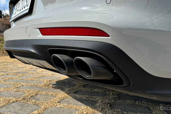 2021 Porsche Panamera с пробегом 21 950 км