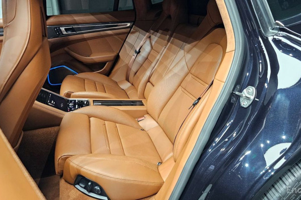 2022 Porsche Panamera с пробегом 34 701 км