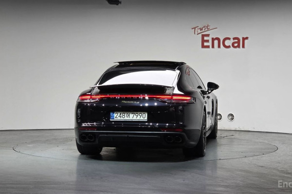 2021 Porsche Panamera с пробегом 81 939 км