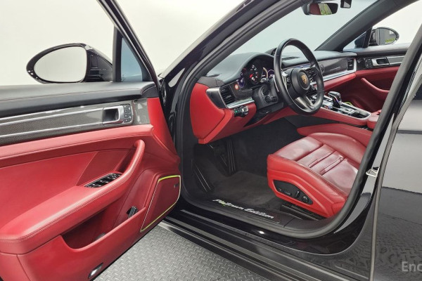 2023 Porsche Panamera с пробегом 63 204 км