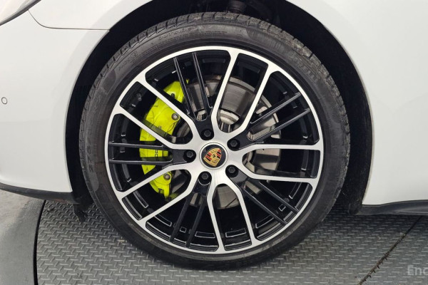 2023 Porsche Panamera с пробегом 44 855 км