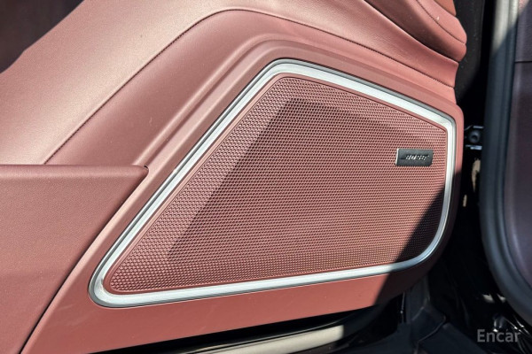 2022 Porsche Panamera с пробегом 36 000 км