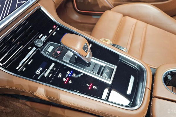 2022 Porsche Panamera с пробегом 79 396 км