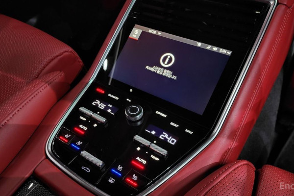 2023 Porsche Panamera с пробегом 63 204 км