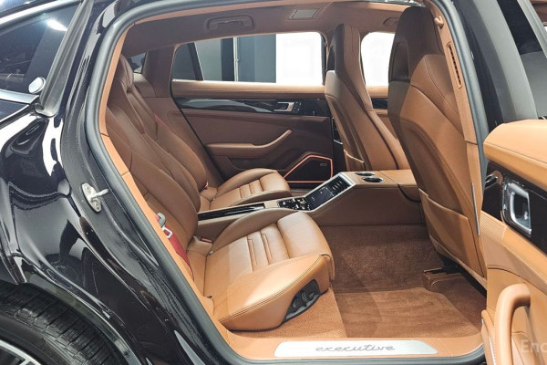 2022 Porsche Panamera с пробегом 79 396 км