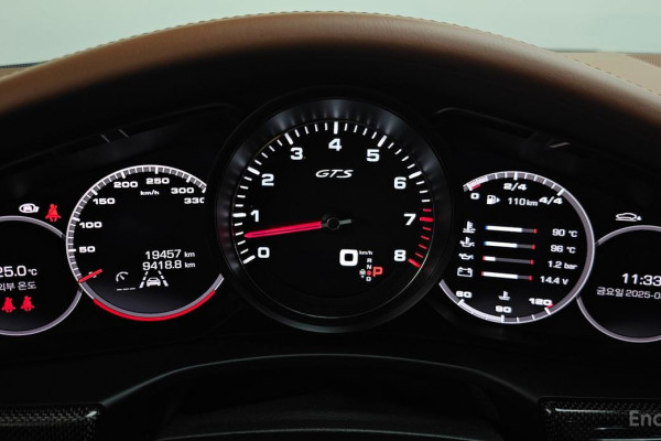 2021 Porsche Panamera с пробегом 19 457 км