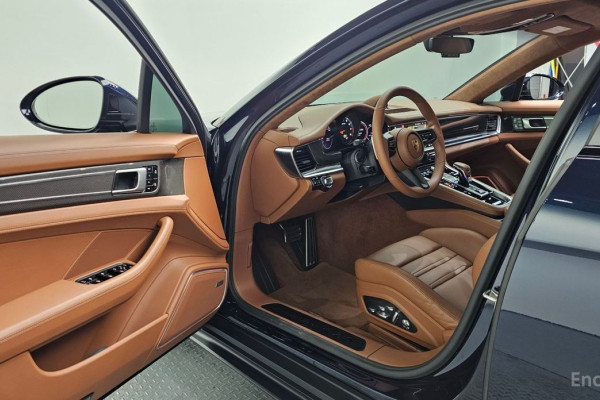 2021 Porsche Panamera с пробегом 19 457 км