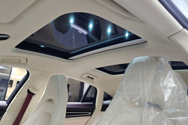 2023 Porsche Panamera с пробегом 44 855 км