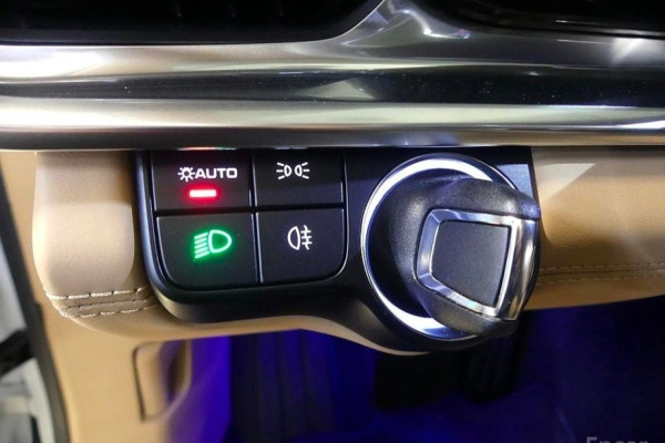 2022 Porsche Panamera с пробегом 42 000 км