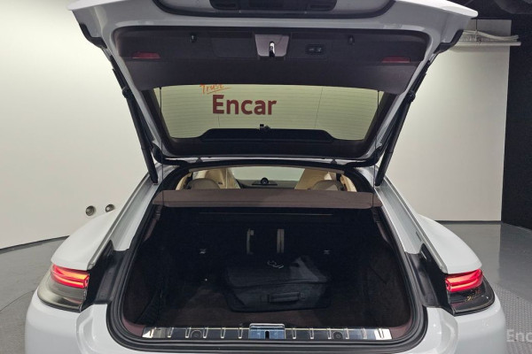 2023 Porsche Panamera с пробегом 44 855 км