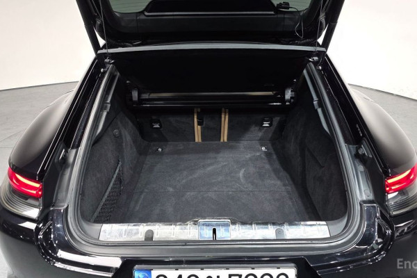 2021 Porsche Panamera с пробегом 81 939 км