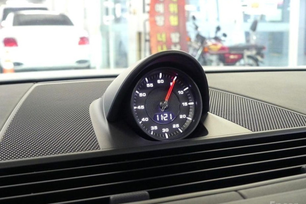 2022 Porsche Panamera с пробегом 42 000 км