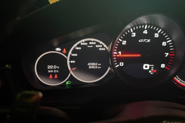 2021 Porsche Panamera с пробегом 40 964 км