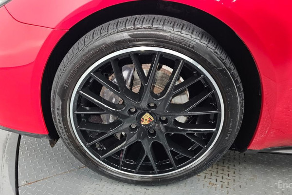 2022 Porsche Panamera с пробегом 22 515 км