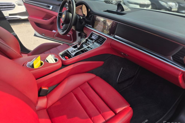 2022 Porsche Panamera с пробегом 37 724 км
