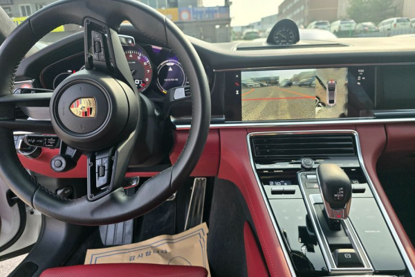2022 Porsche Panamera с пробегом 37 724 км