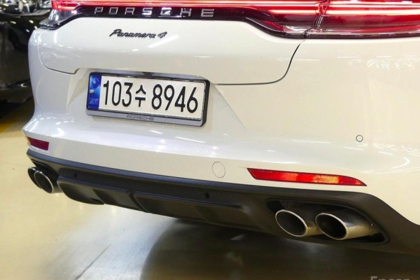 2022 Porsche Panamera с пробегом 42 000 км