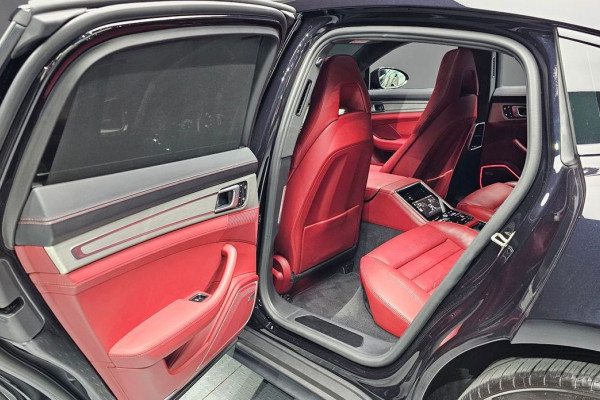 2022 Porsche Panamera с пробегом 55 510 км