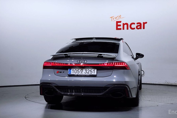 2023 Audi RS 7 с пробегом 31 448 км