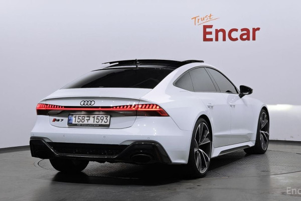 2021 Audi RS 7 с пробегом 60 895 км