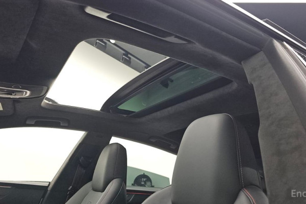 2021 Audi RS 7 с пробегом 60 895 км